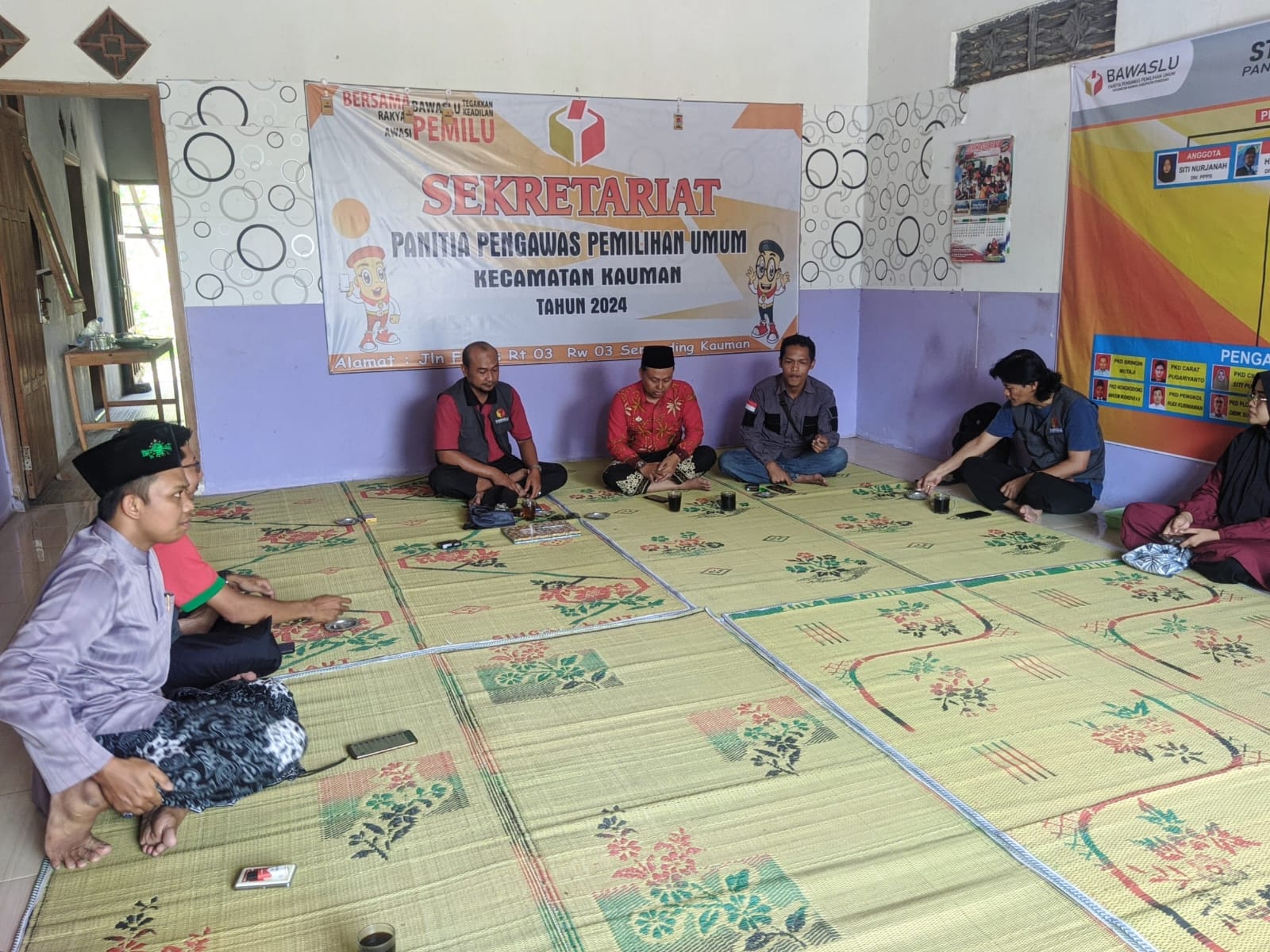 Supervisi Langsung Panwascam Sukorejo dan Kauman, Bahrun Ingatkan Pentingnya Kelengkapan Dokumentasi Form A dalam Pengawasan